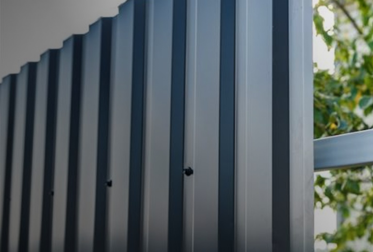 KOMPLETTES TRAPEZBELCH ZAUNSYSTEM